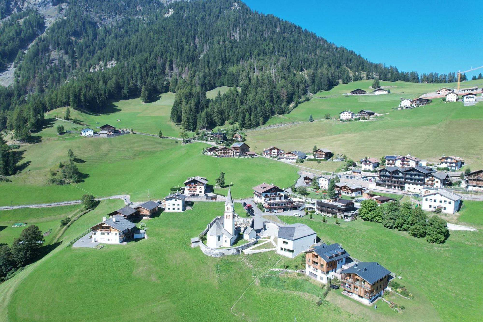 Garni Kostner Hotel Ortisei Eksteriør billede