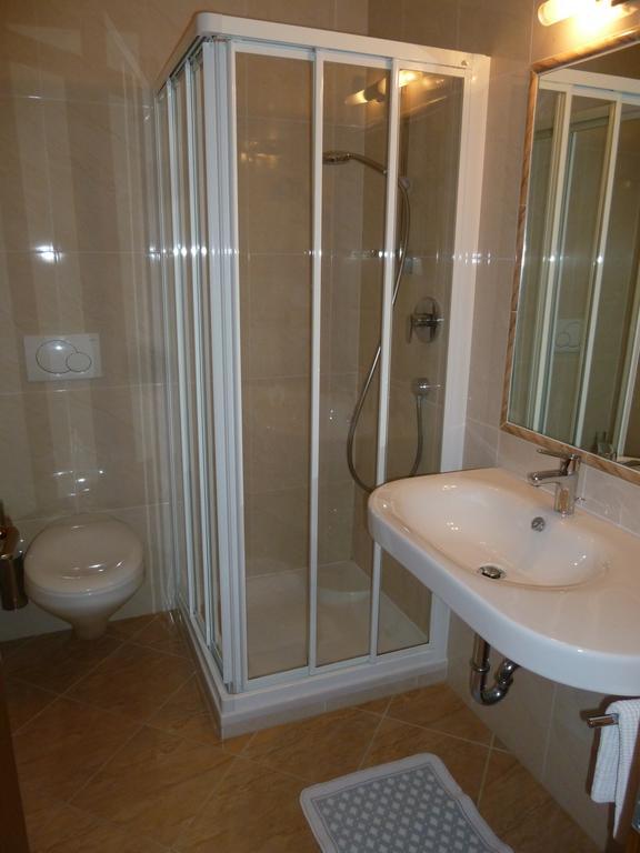 Garni Kostner Hotel Ortisei Værelse billede